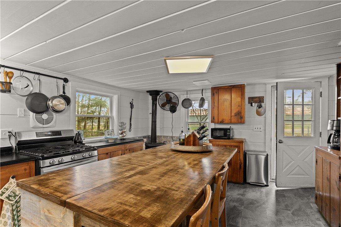 70 Cucumber Hill Road Foster, RI 02825 - Photo 17 of 33