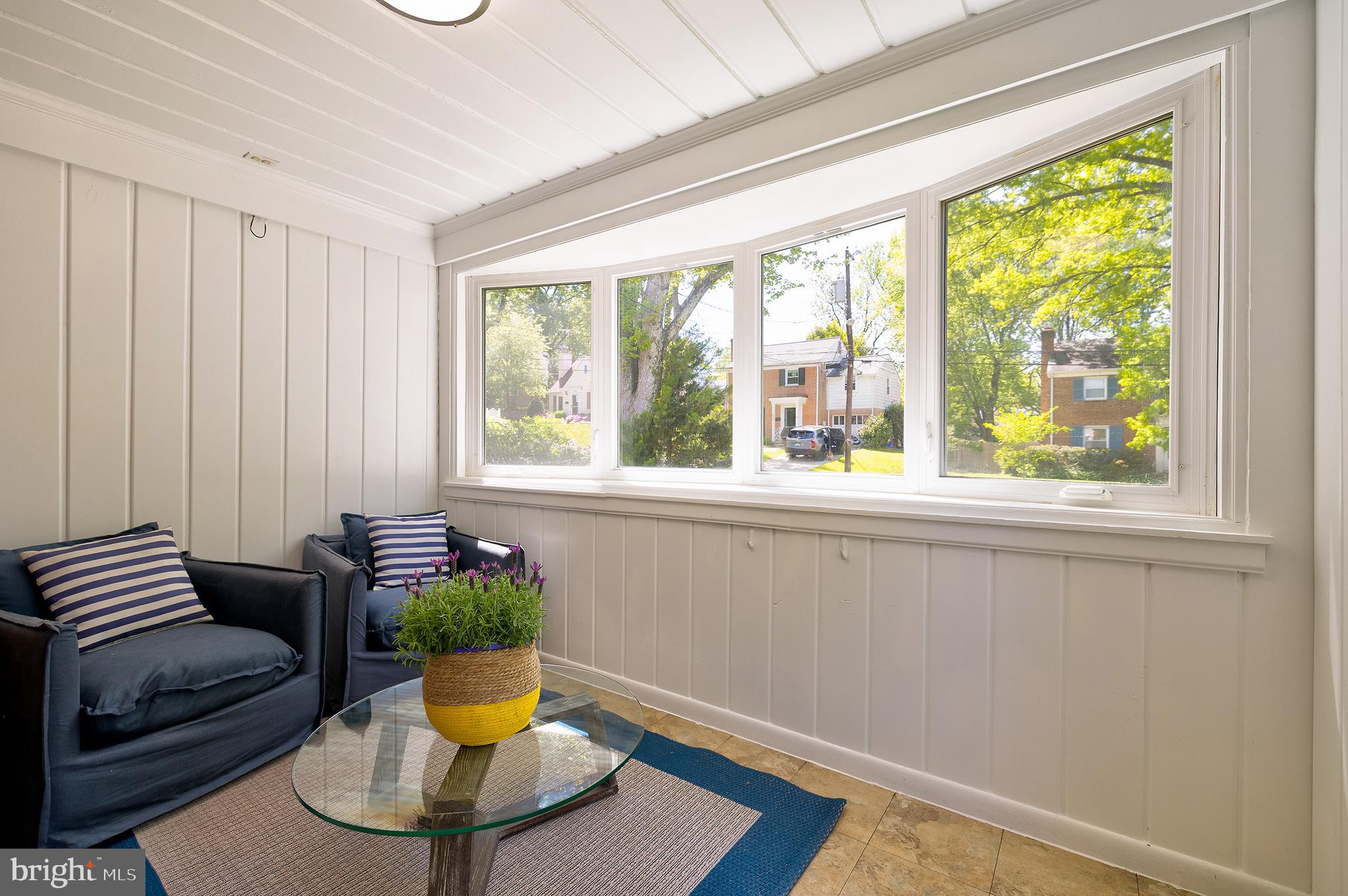 1730 Dublin Drive Silver Spring, MD 20902 - Photo 18 of 50 a living room with furniture and a potted plant