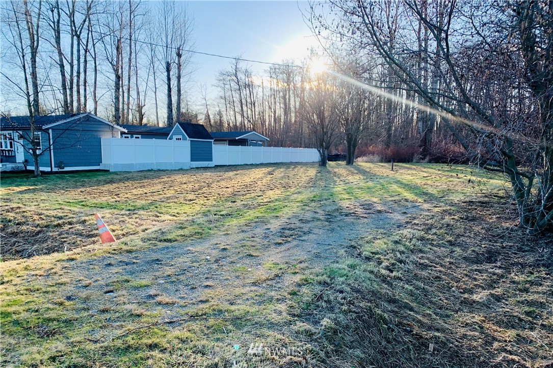7317 Jackson Road Blaine, WA 98230 - Photo 5 of 6 Gallery Image 5