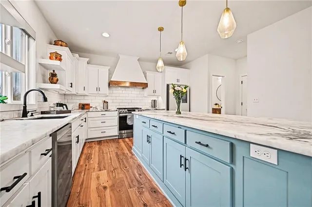 $540,000 | 1508 Northeast 105th Terrace, Kansas City, MO 64155