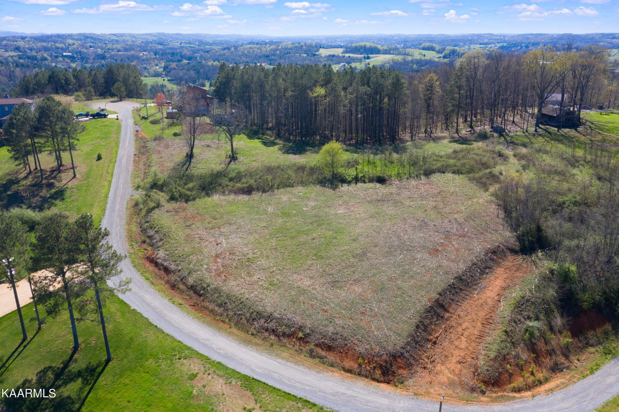 18 Eagle Ridge Drive Philadelphia, TN 37846 - Photo 2 of 5 Gallery Image 2