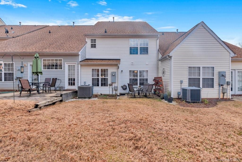 11620 Rabbit Ridge Road Charlotte, NC 28270 - Photo 3 of 24 a view of a house with a patio