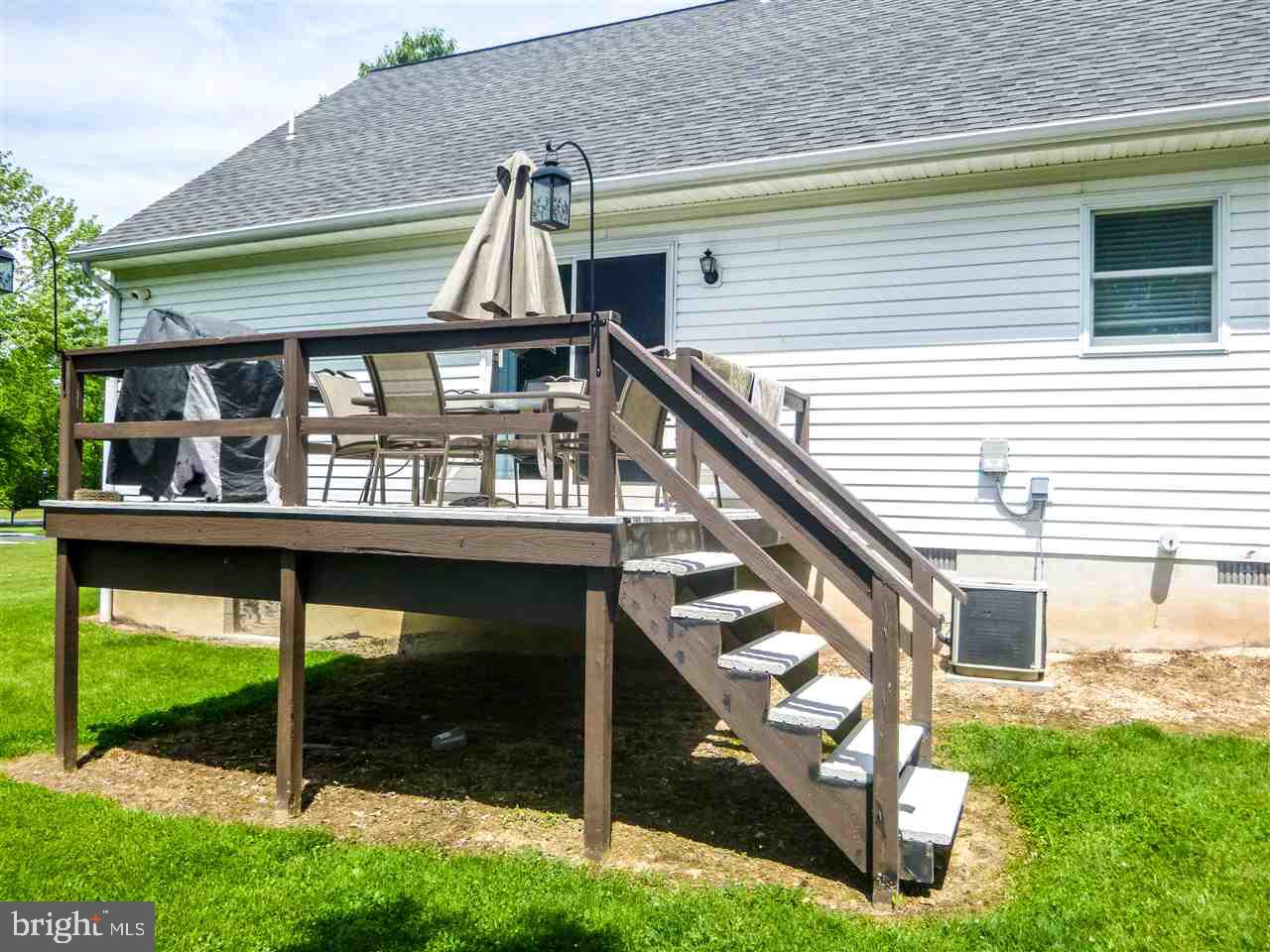 115 Montclair Road Gettysburg, PA 17325 - Photo 4 of 28