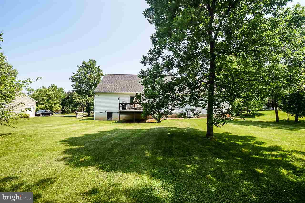 115 Montclair Road Gettysburg, PA 17325 - Photo 5 of 28