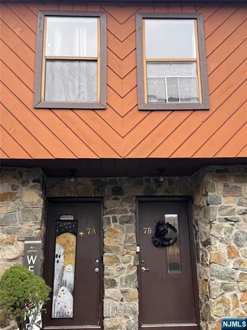 $450,000 | 7 B Brookside Heights, Unit B, Wanaque, NJ 07465