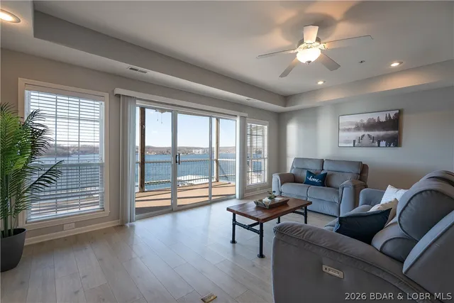 $465,000 | 806 Harbour Towne Drive, Unit 806E, Lake Ozark, MO 65049