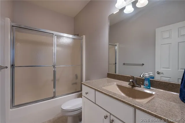 $465,000 | 806 Harbour Towne Drive, Unit 806E, Lake Ozark, MO 65049