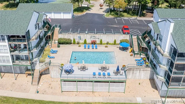$465,000 | 806 Harbour Towne Drive, Unit 806E, Lake Ozark, MO 65049