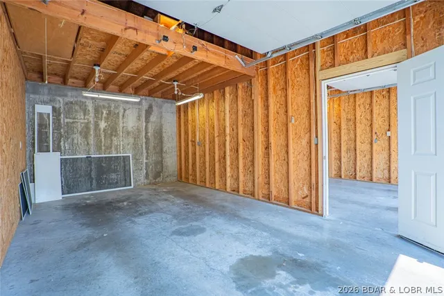 $465,000 | 806 Harbour Towne Drive, Unit 806E, Lake Ozark, MO 65049