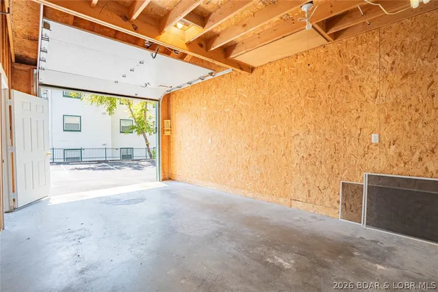 $465,000 | 806 Harbour Towne Drive, Unit 806E, Lake Ozark, MO 65049