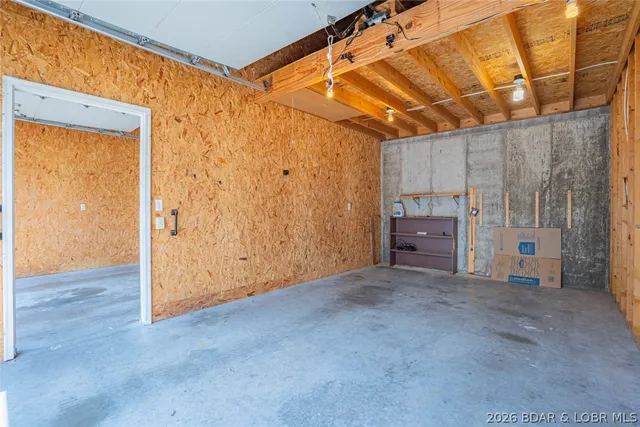 $465,000 | 806 Harbour Towne Drive, Unit 806E, Lake Ozark, MO 65049