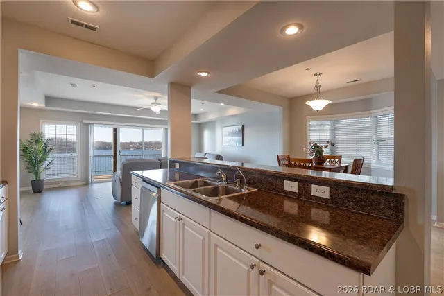 $465,000 | 806 Harbour Towne Drive, Unit 806E, Lake Ozark, MO 65049