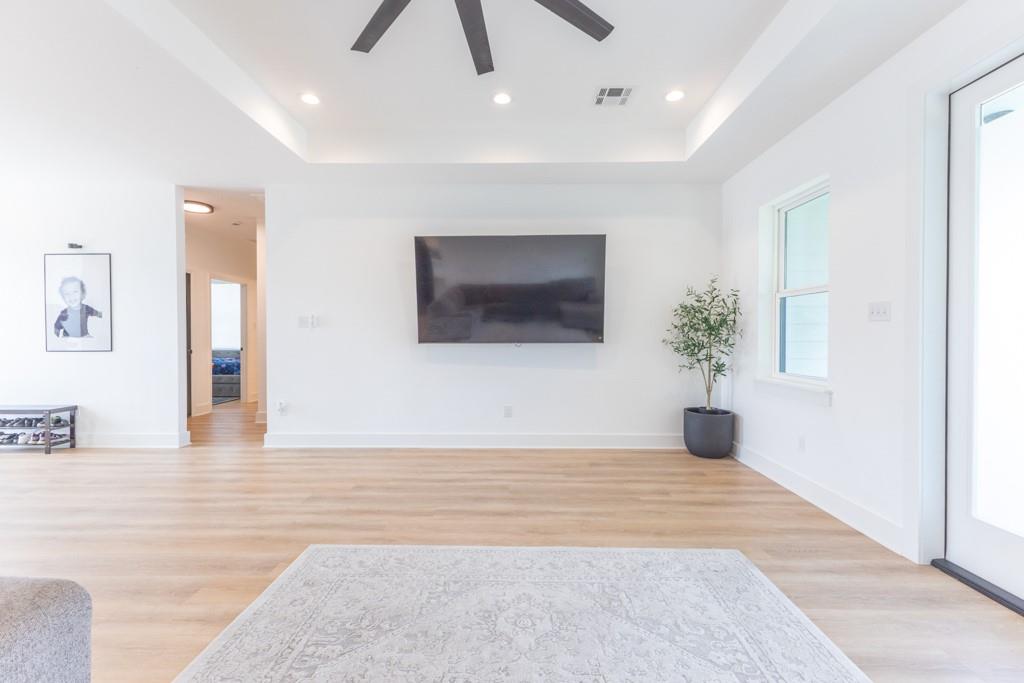 322 Spartan Loop Slidell, LA 70458 - Photo 8 of 38