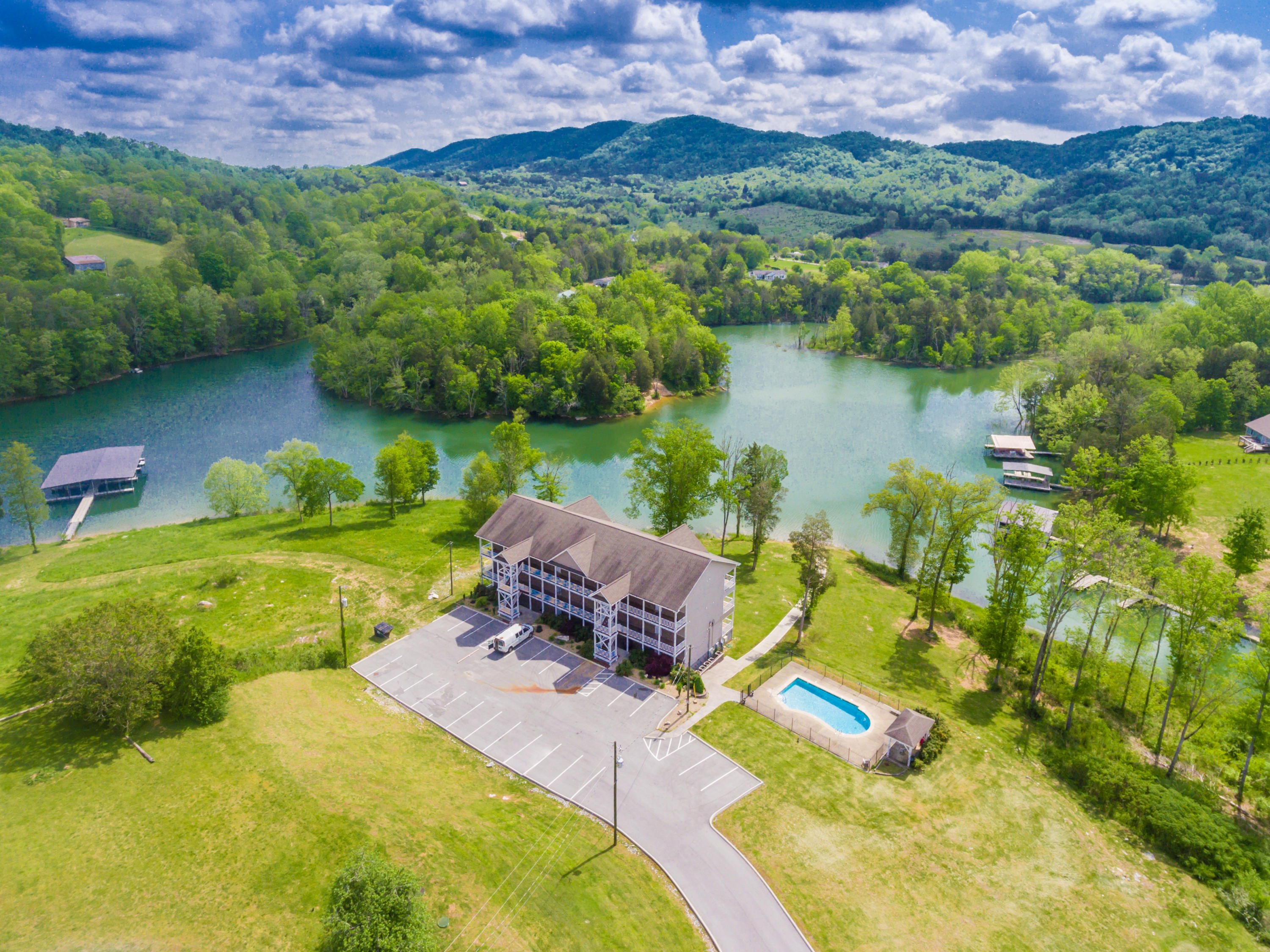 190 Hickory Valley Road, Unit 222 Maynardville, TN 37807 - Photo 2 of 18 190HickoryValleyRd 1