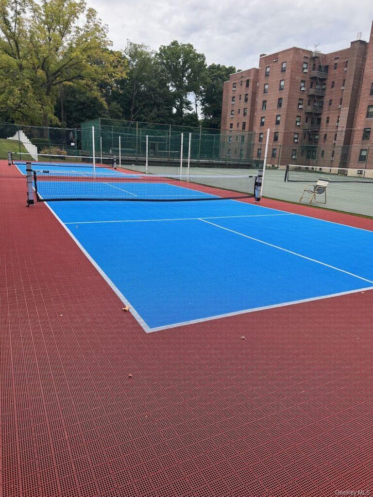 75-24 Bell Boulevard, Unit LD Queens, NY 11364 - Photo 15 of 19 a view of a tennis court