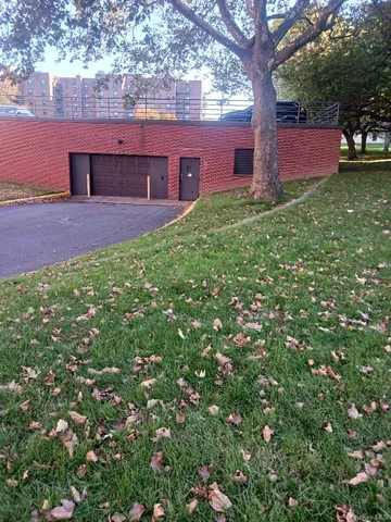 a view of a terrace with a outdoor space