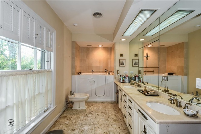 39 Locust Road Winnetka, IL 60093 - Photo 15 of 39