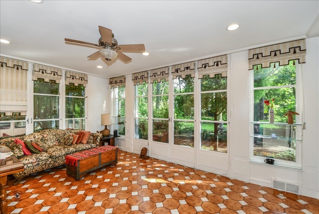 39 Locust Road Winnetka, IL 60093 - Photo 6 of 39