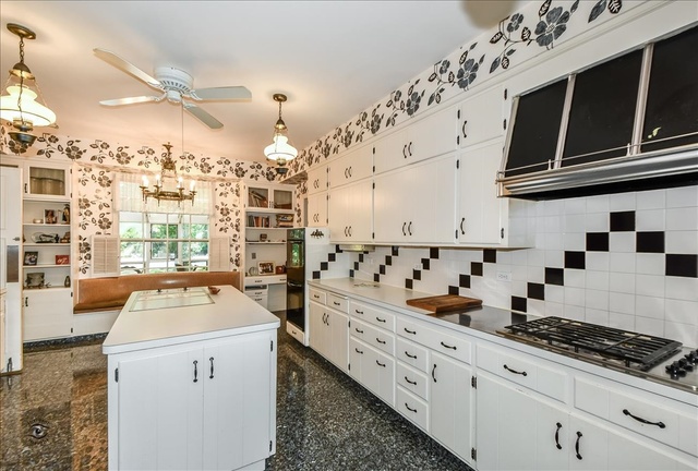 39 Locust Road Winnetka, IL 60093 - Photo 7 of 39