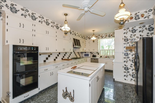 39 Locust Road Winnetka, IL 60093 - Photo 8 of 39