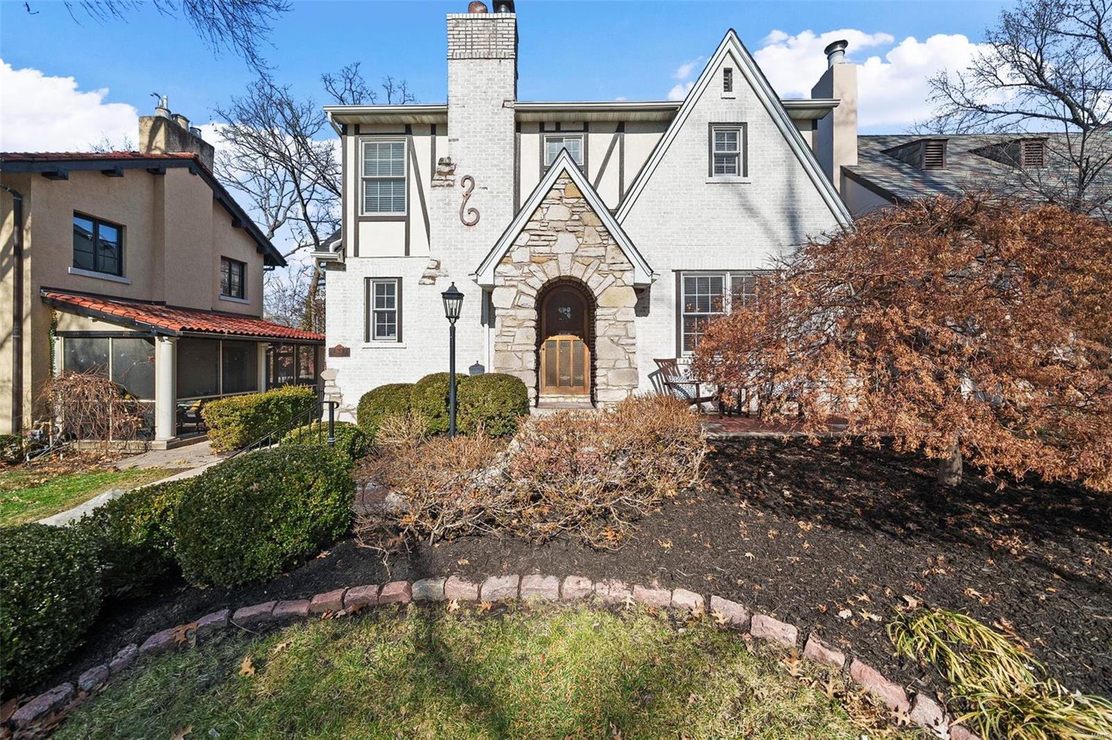 7621 Shirley Drive Clayton, MO 63105 - Photo 1 of 53