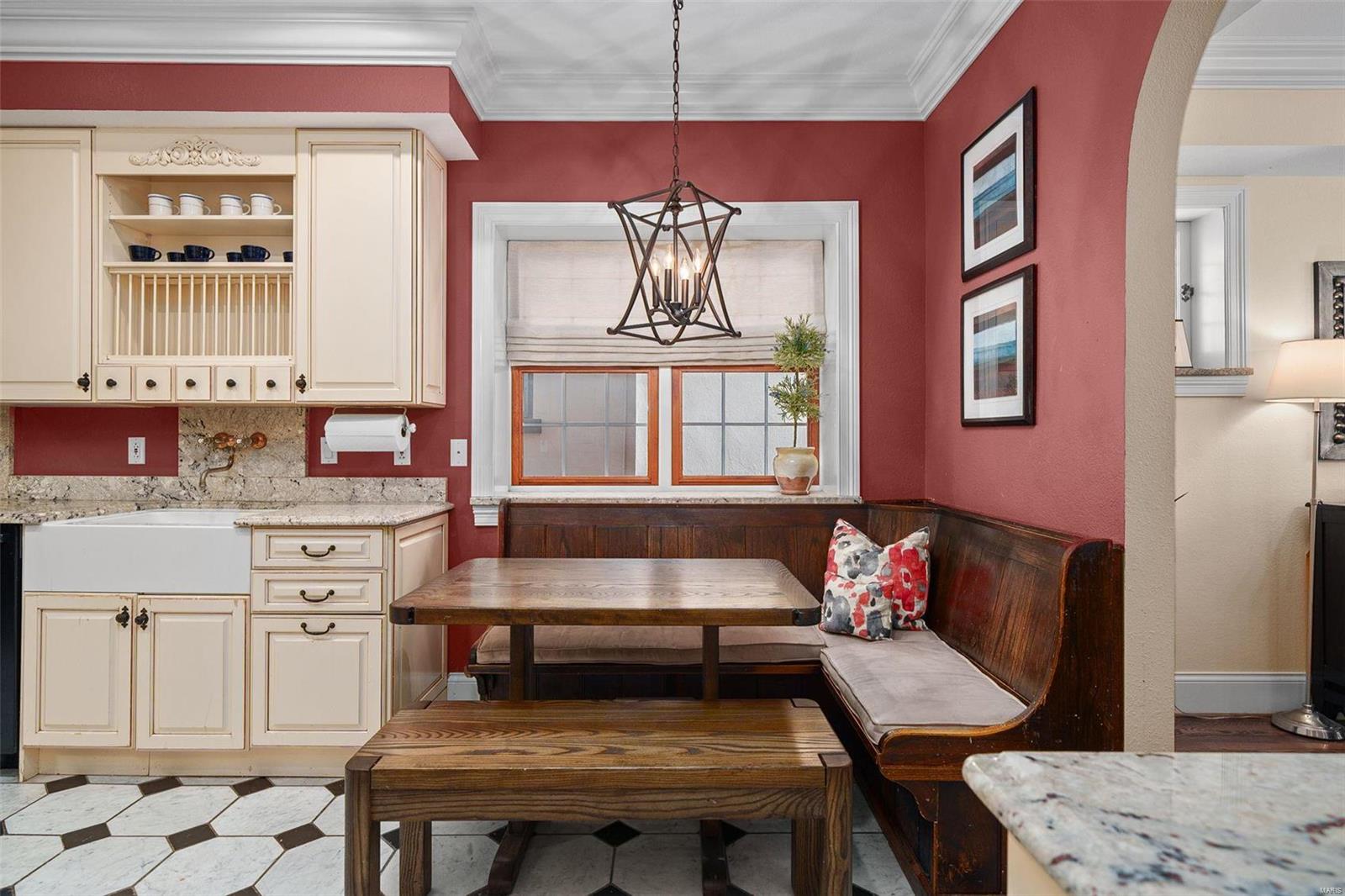 7621 Shirley Drive Clayton, MO 63105 - Photo 14 of 53