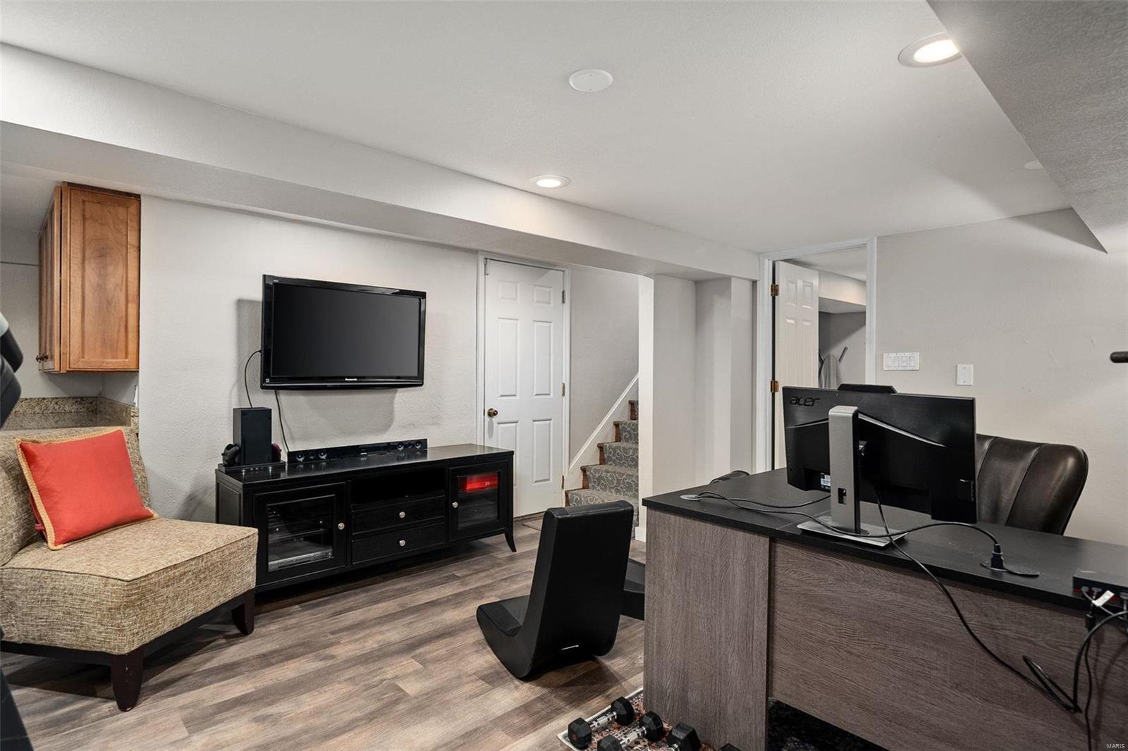 7621 Shirley Drive Clayton, MO 63105 - Photo 38 of 53