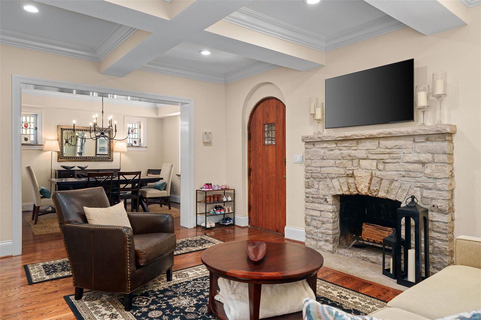 7621 Shirley Drive Clayton, MO 63105 - Photo 4 of 53