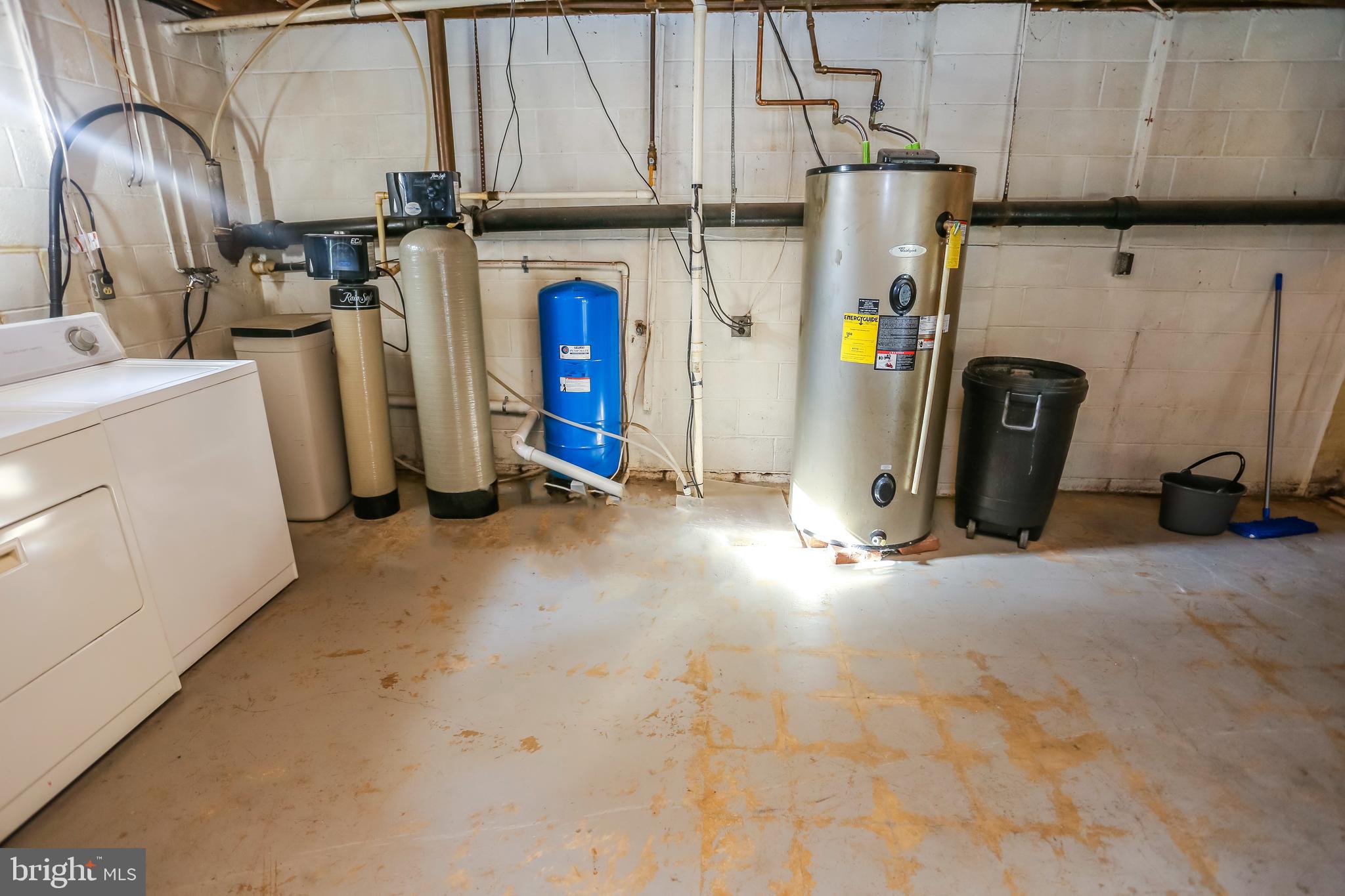 3529 Courtney School Road Midland, VA 22728 - Photo 14 of 28 Brand new water heater and water treatment system!