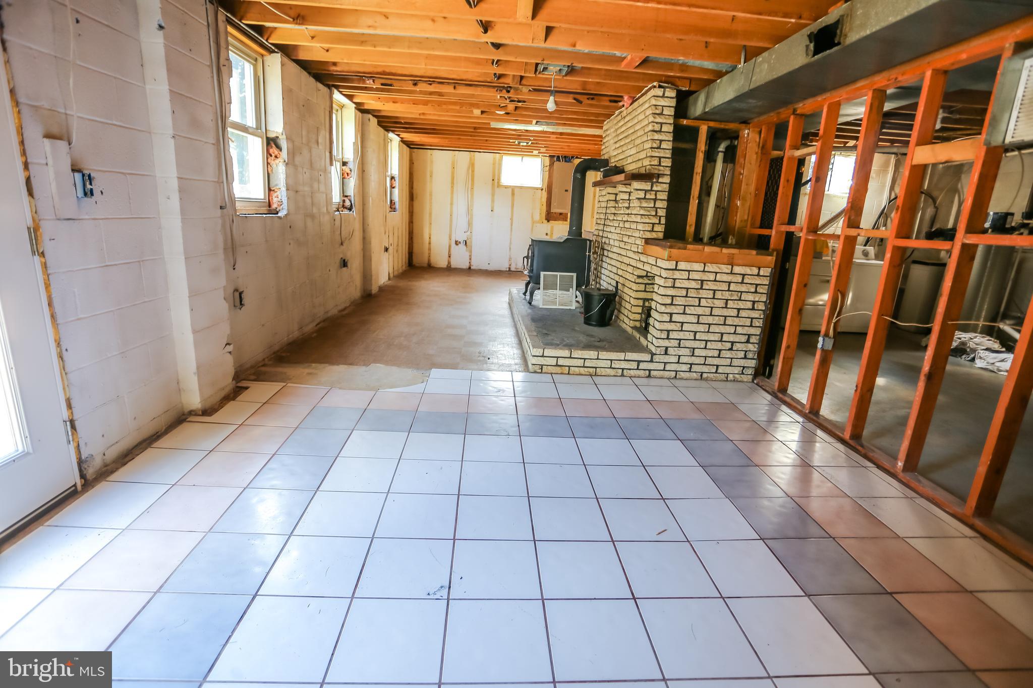 3529 Courtney School Road Midland, VA 22728 - Photo 15 of 28 Tons of natural light in the basement