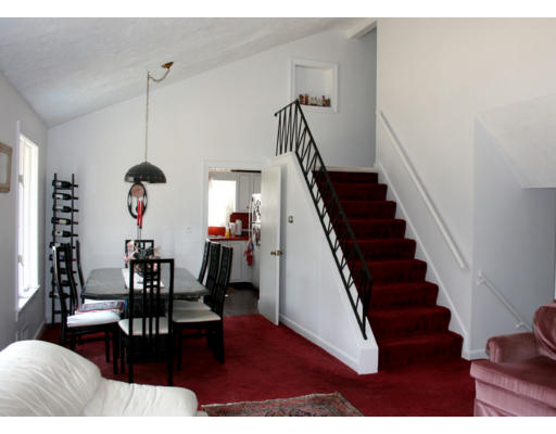 10 Carpenter Road Wayland, MA 01778 - Photo 4 of 12 Gallery Image 4