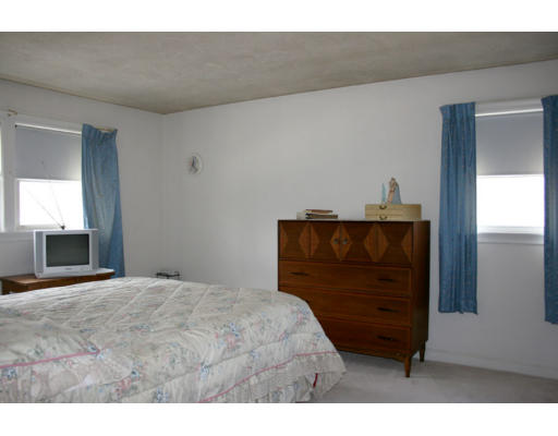 10 Carpenter Road Wayland, MA 01778 - Photo 9 of 12 Gallery Image 9