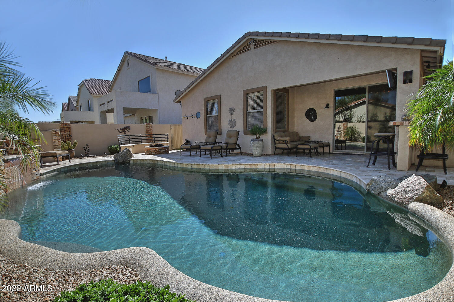 2716 East Fremont Road Phoenix, AZ 85042 - Photo 3 of 47 2719 E Fremont Rd Phoenix AZ-large-036-0