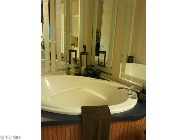 1430 Williams Road Lewisville, NC 27023 - Photo 11 of 16 Master Bath/Spa.