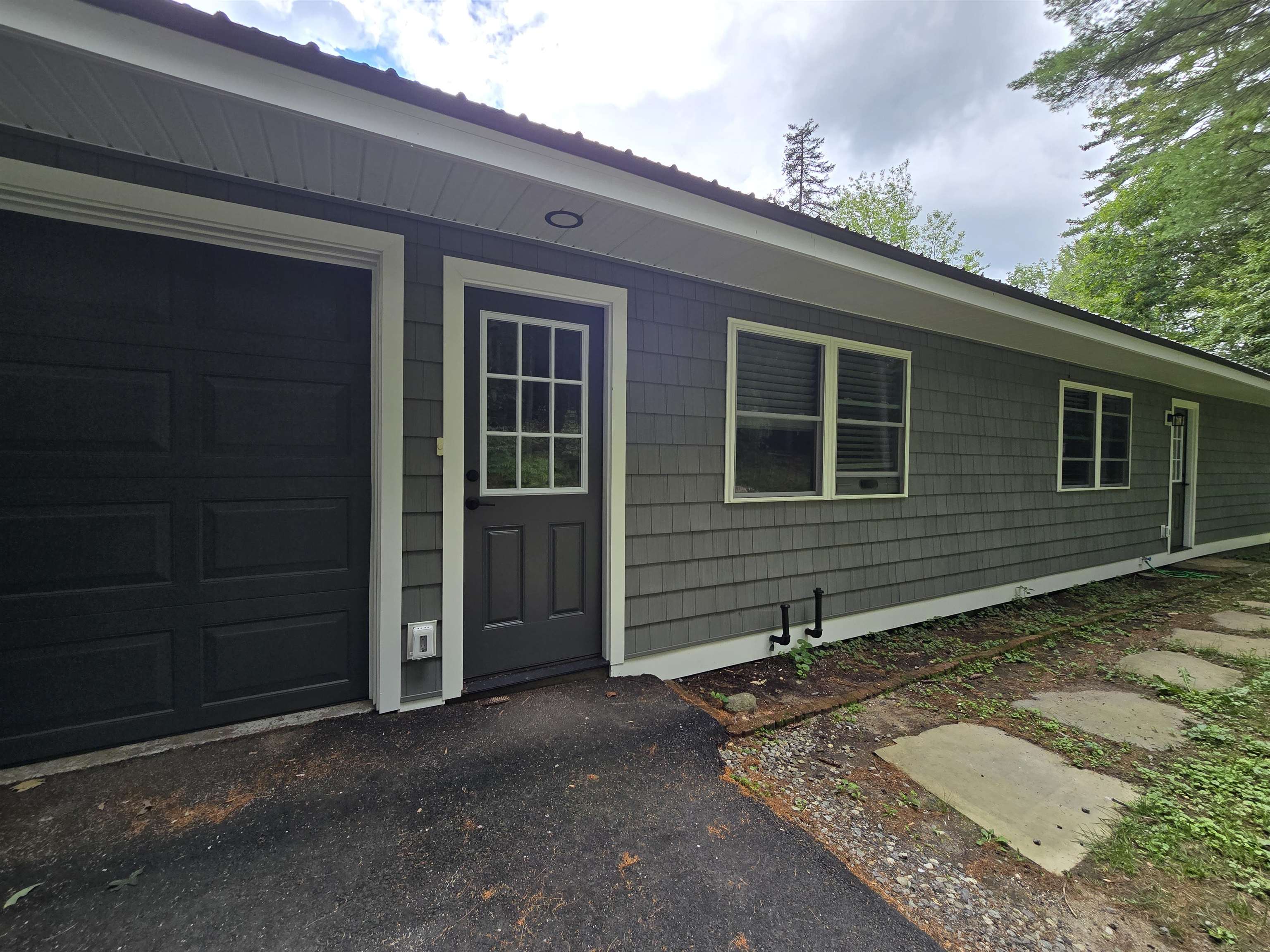 101 Range Road Alton, NH 03809 - Photo 2 of 19