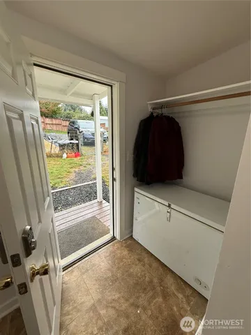 a view of walk in closet