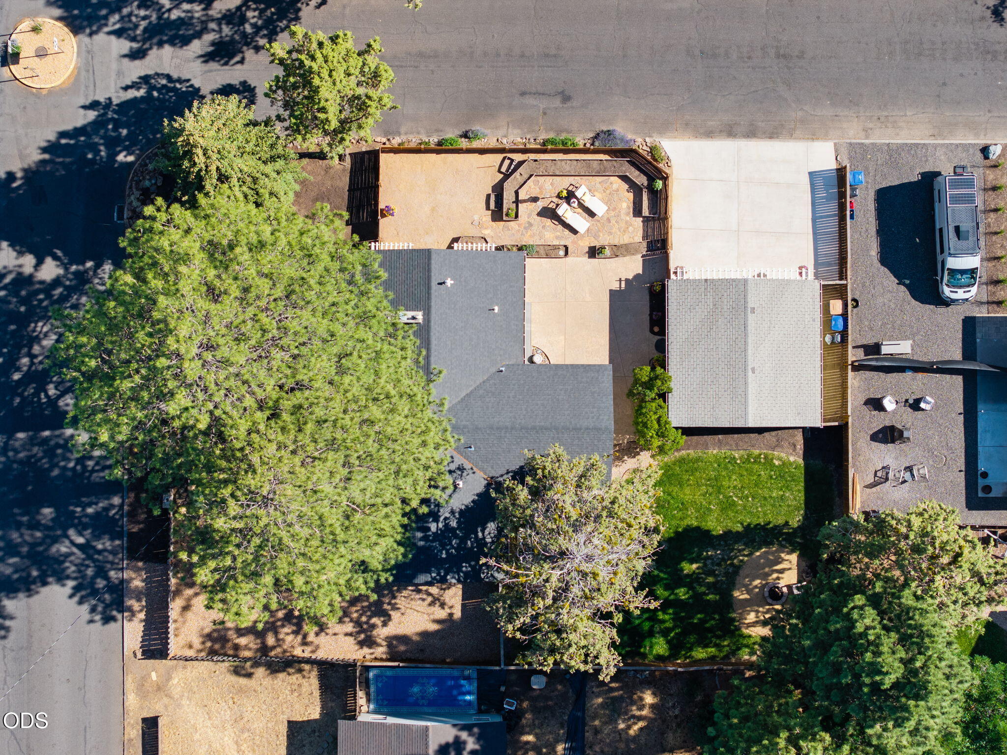 807 Northeast 10th Street Bend, OR 97701 - Photo 52 of 59
