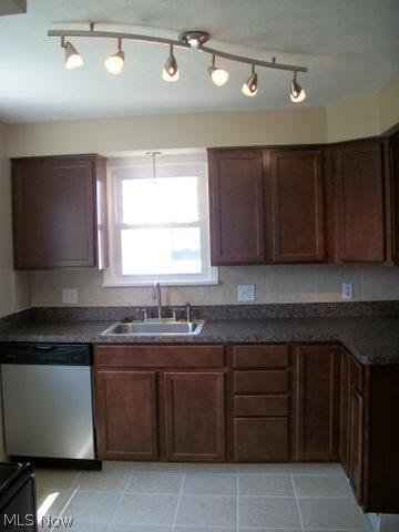 13202 Thraves Road Cleveland, OH 44125 - Photo 2 of 23 Updated kitchen.