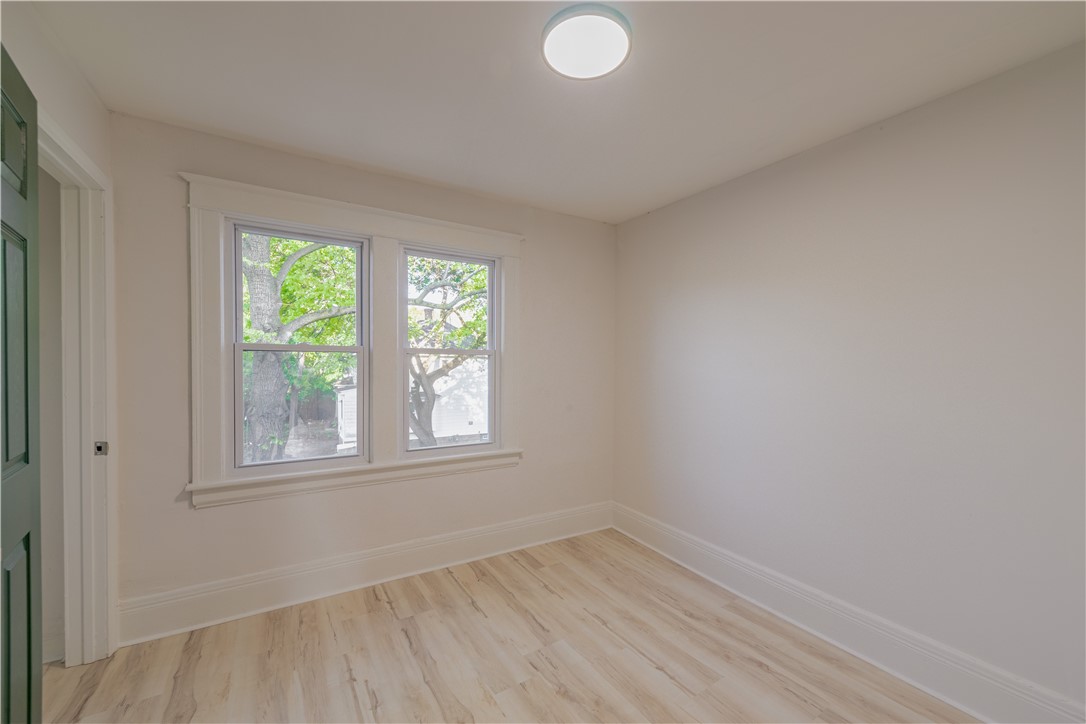 39 Mitchell Street Rochester, NY 14621 - Photo 15 of 23