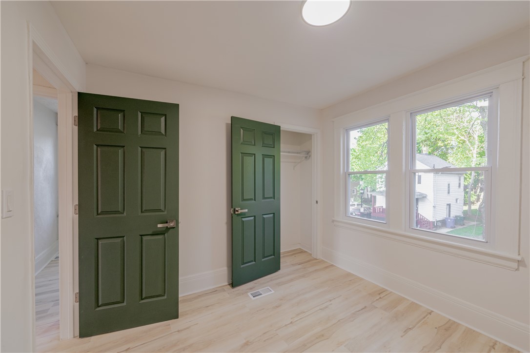 39 Mitchell Street Rochester, NY 14621 - Photo 16 of 23