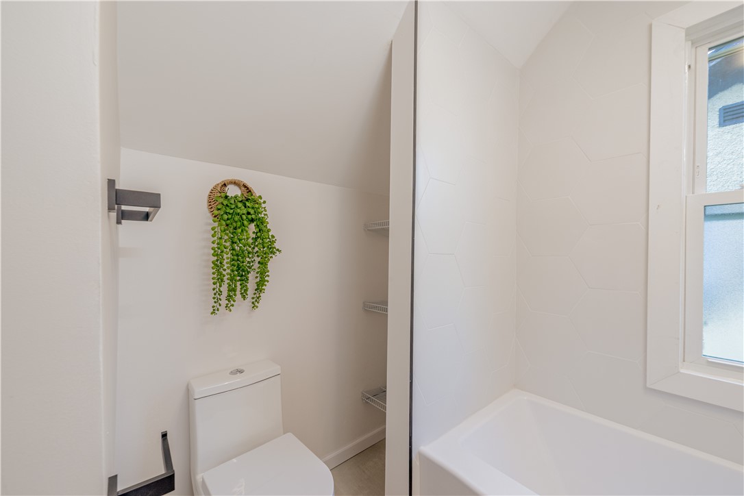 39 Mitchell Street Rochester, NY 14621 - Photo 17 of 23