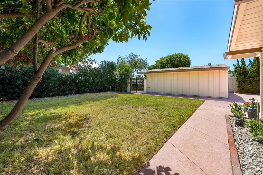3357 Roxanne Avenue Long Beach, CA 90808 - Photo 50 of 52