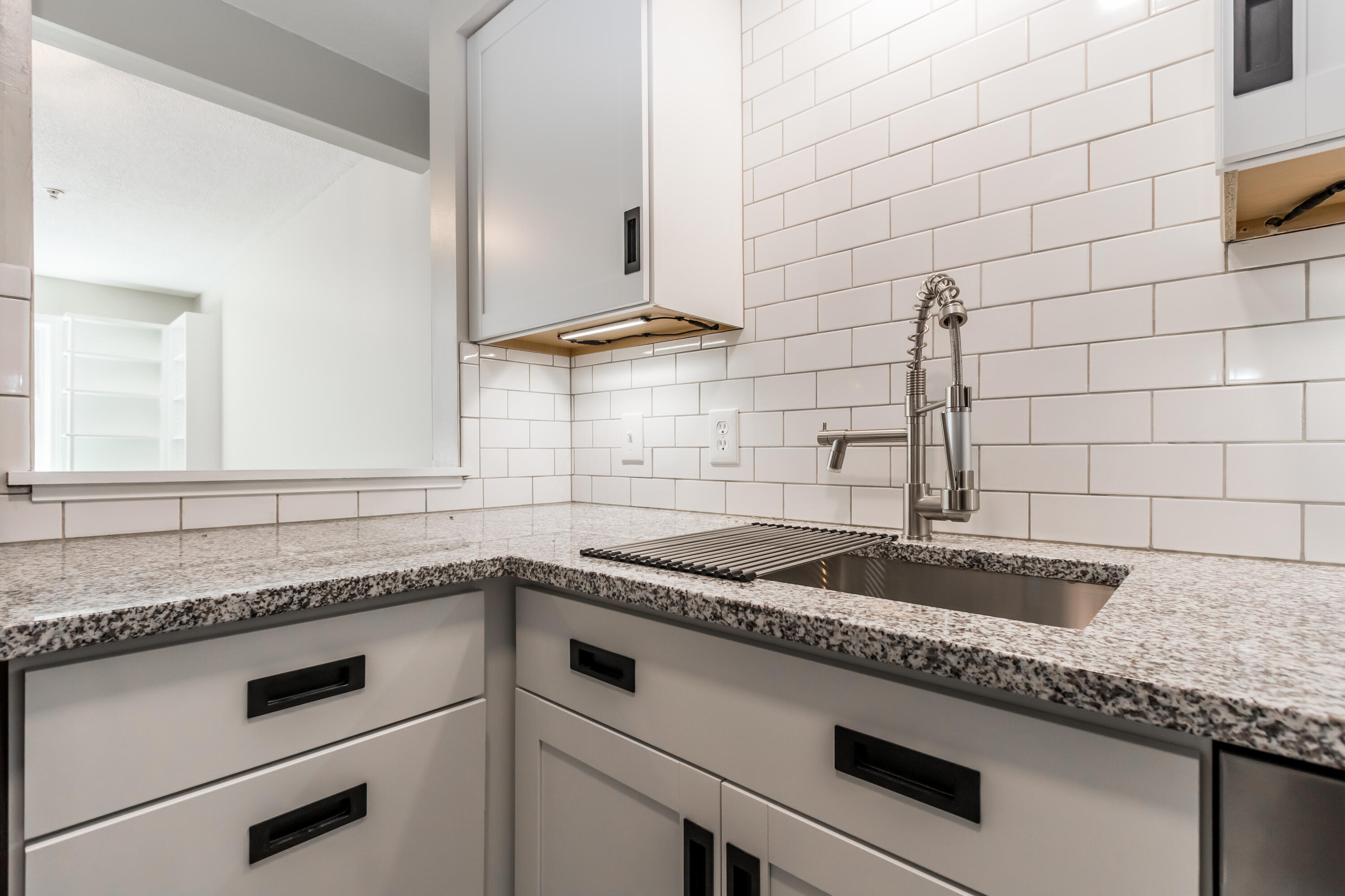 2 Ryefield Drive, Unit 6 Old Orchard Beach, ME 04064 - Photo 3 of 28 20230814PC-72020