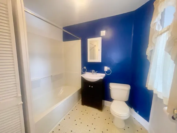 $2,000 | 29 Wilcox Street, Unit 1R, Springfield, MA 01105