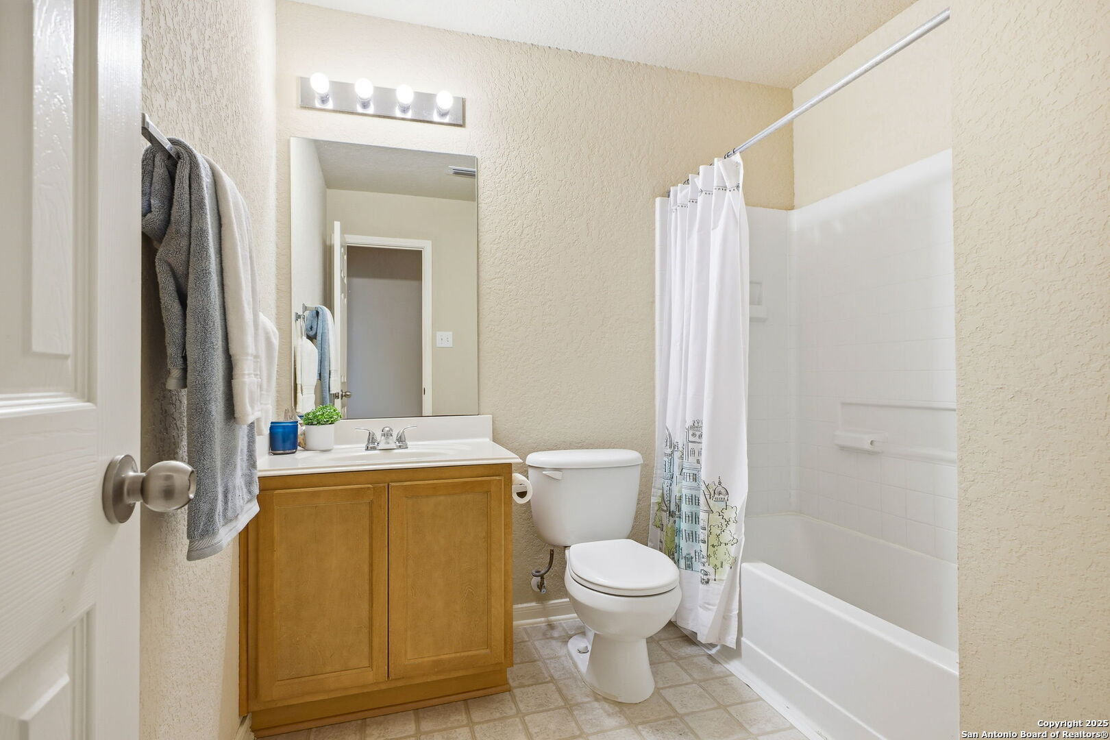 9347 Ingleton San Antonio, TX 78245 - Photo 17 of 24