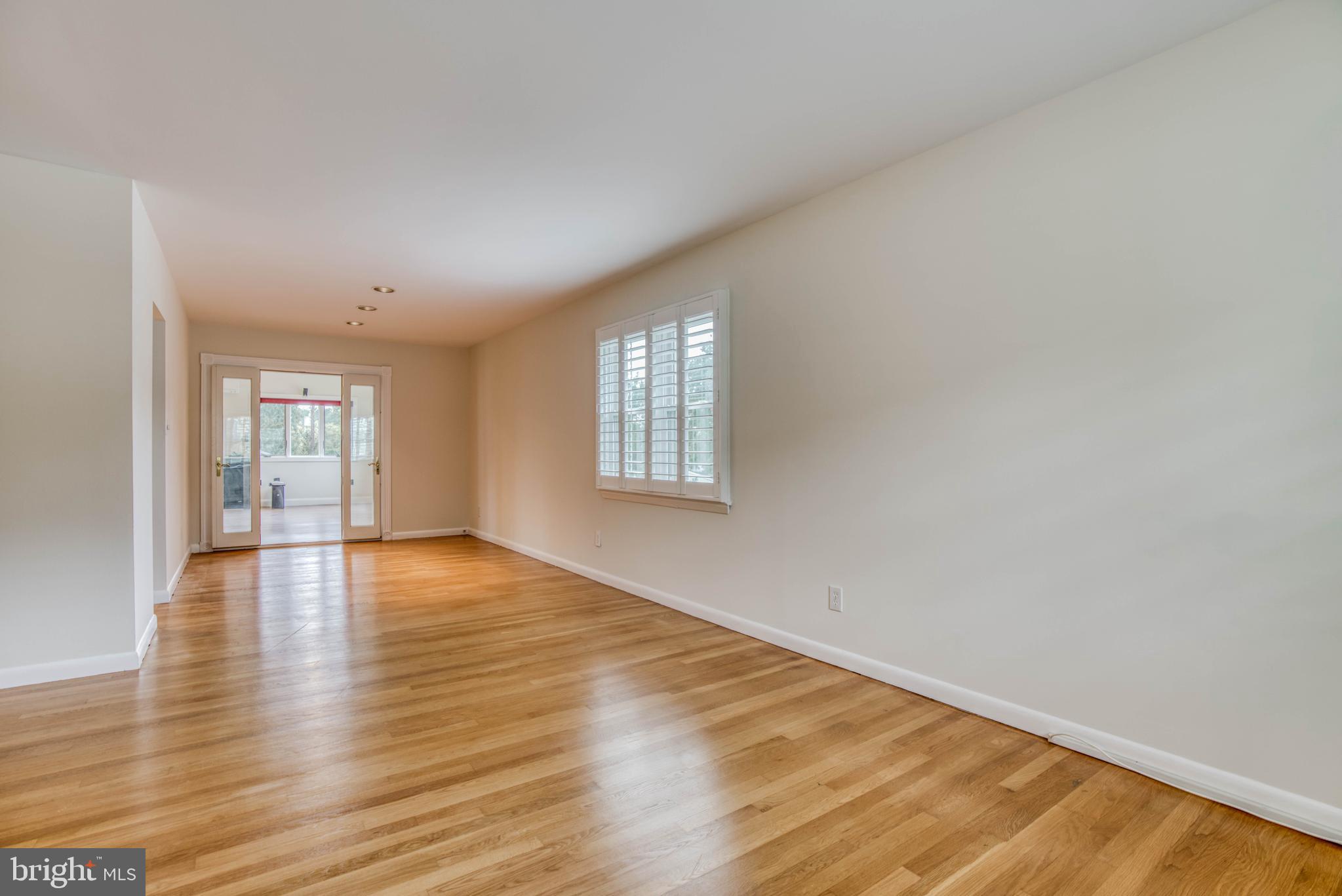300 West Timonium Road Lutherville-Timonium, MD 21093 - Photo 15 of 50 Dining area with entrance into family room