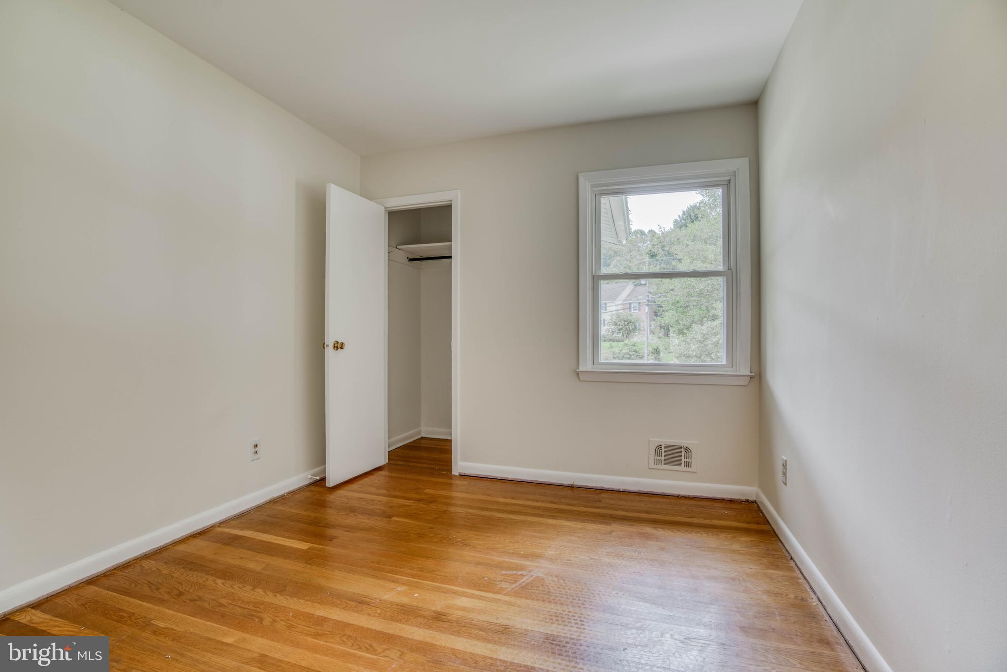 300 West Timonium Road Lutherville-Timonium, MD 21093 - Photo 28 of 50 second bedroom
