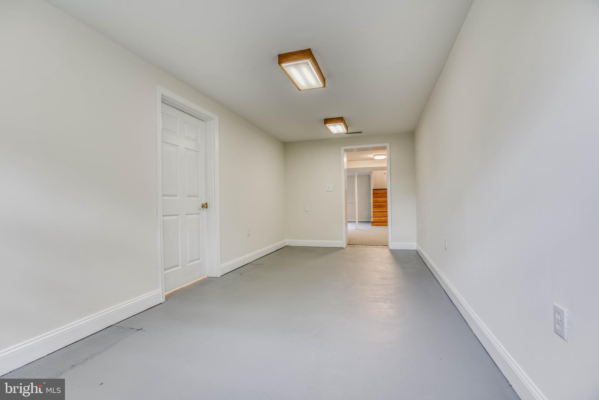 300 West Timonium Road Lutherville-Timonium, MD 21093 - Photo 48 of 50 One of two bonus rooms- multi-purpose??