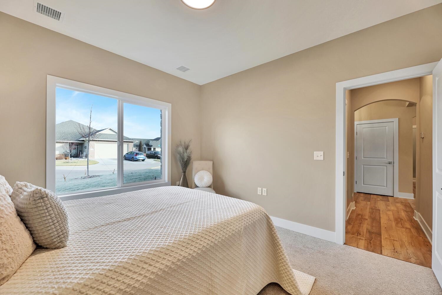 733 North Firefly Court Wichita, KS 67235 - Photo 29 of 36