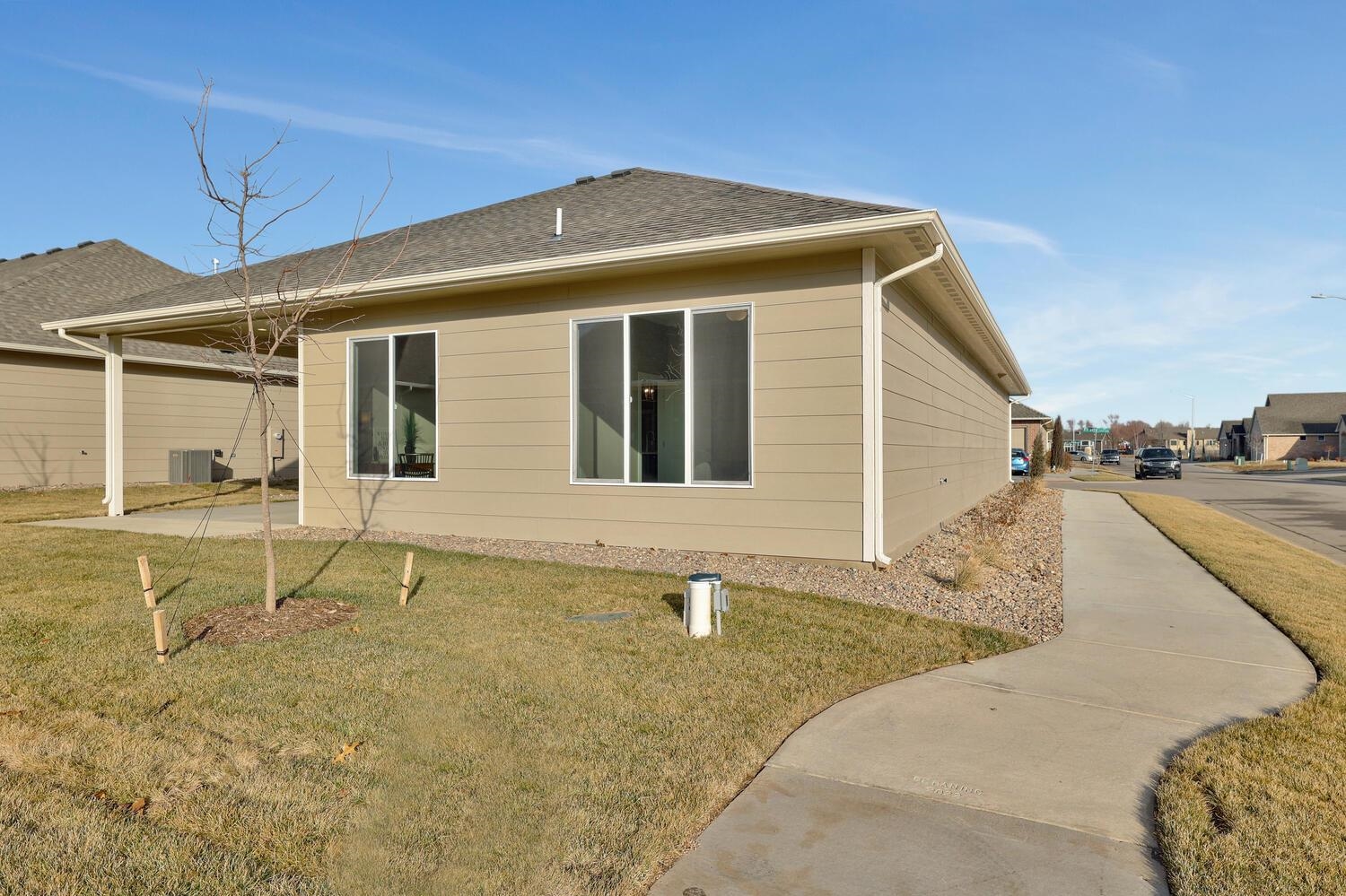 733 North Firefly Court Wichita, KS 67235 - Photo 34 of 36